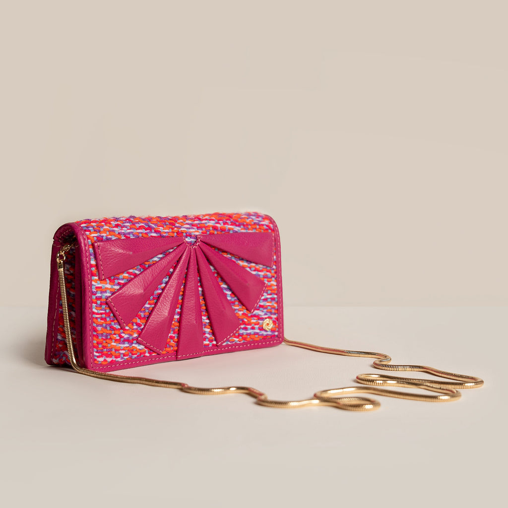 Wallet-on-Chain Woven Trippy Berry